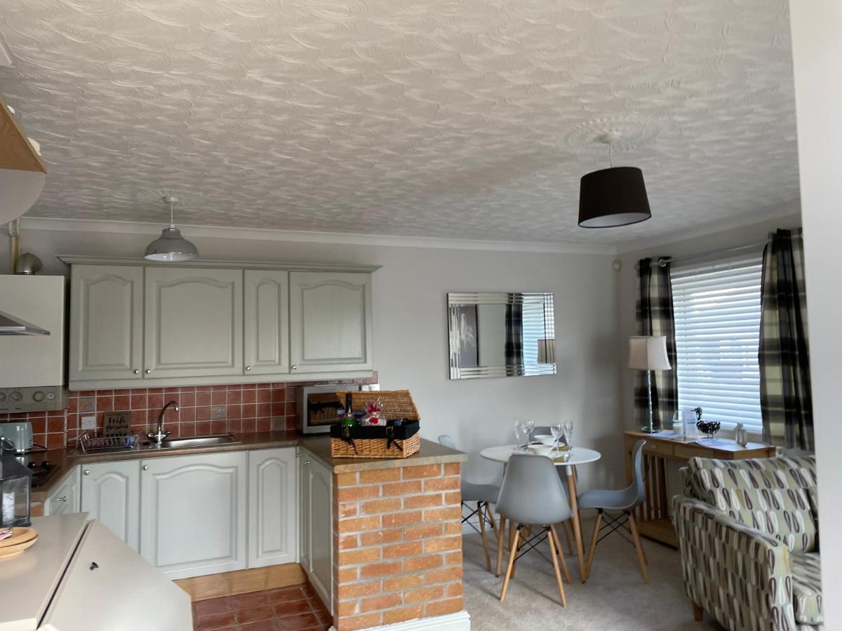 The Cwtch - A Self Contained One Bedroom Annex Pwllheli Eksteriør bilde